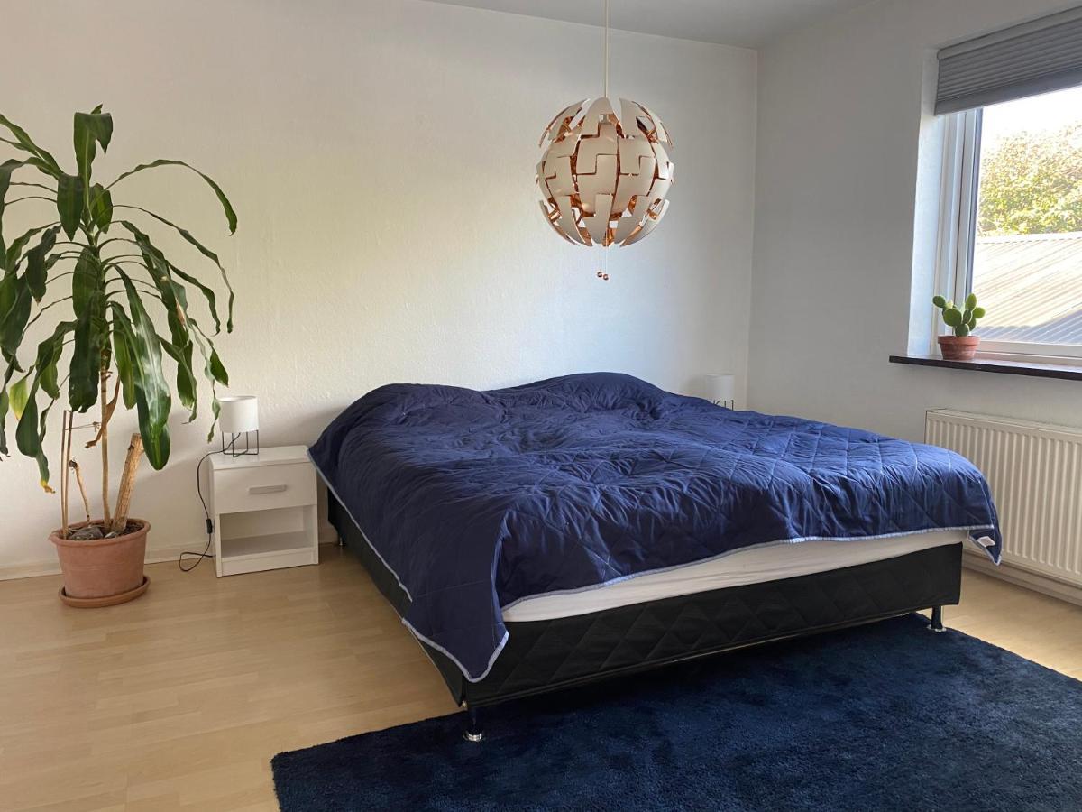 Spacious & Well Located Villa Apartement Herlev Bagian luar foto